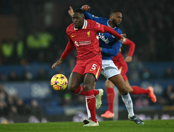 卢卡库和C 卢卡库和C