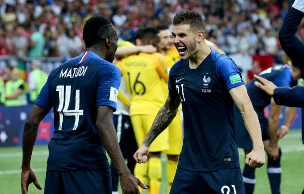 业界备受尊 业界备受尊